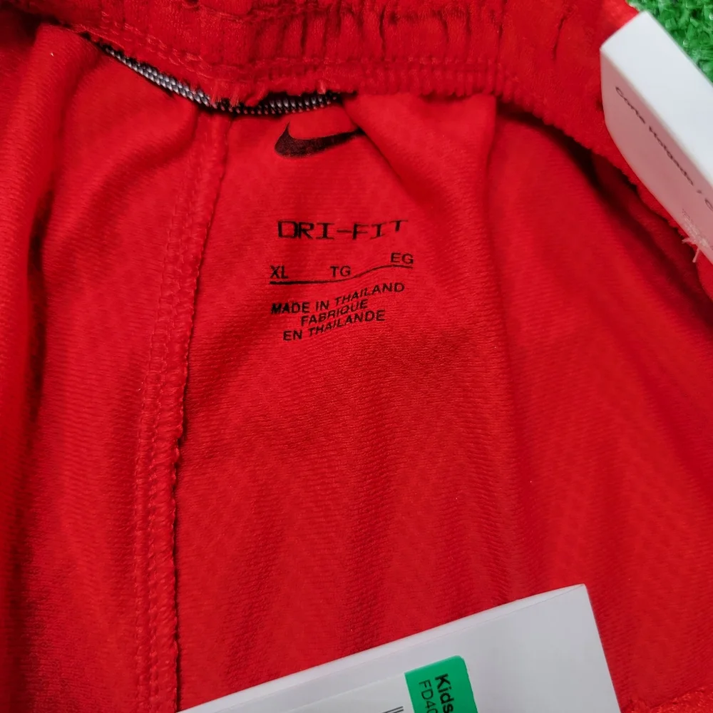 Nike Dri-Fit Elite Boy's Basketball Shorts Size XL Red White Pockets Drawstring